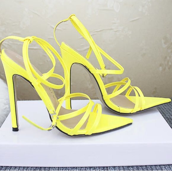 New Yellow Pointed Toe Sandals - Picture 2 of 2